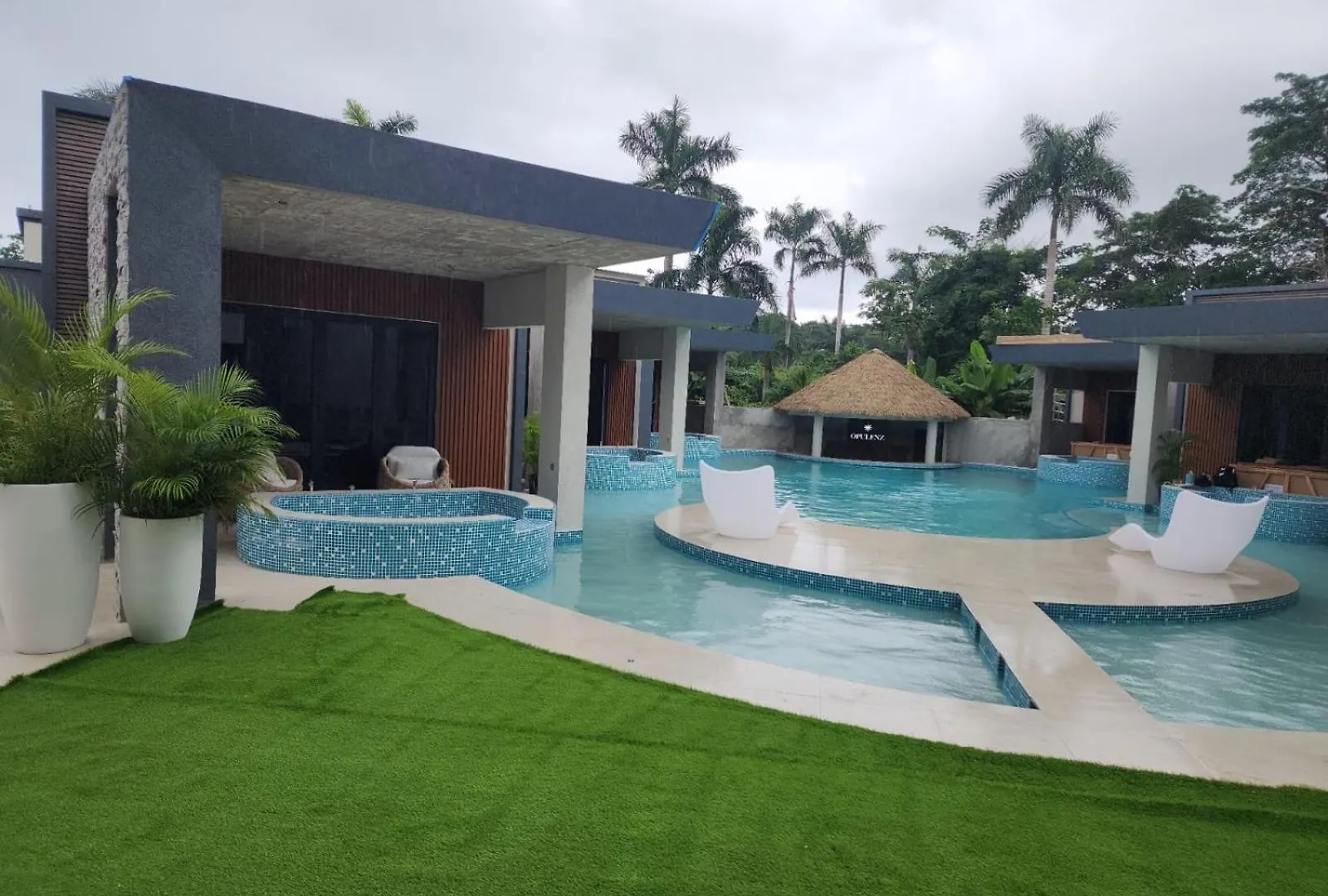 Opulenz Villa Saint Ann's Bay